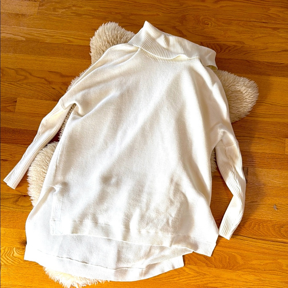 Elegant White Turtleneck Sweater